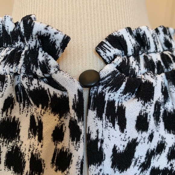 ADRIANNA PAPELL Cheetah Blouse - Picture 5 of 8